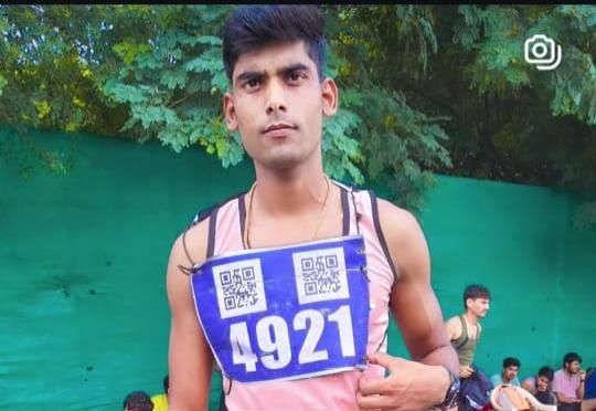 CISF में अनिल कुमार का चयन परिवार में ख़ुशी का माहौल।