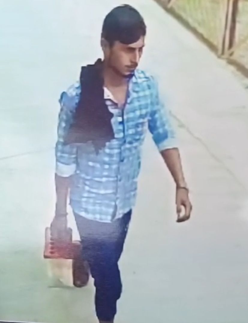 हिरासत से हुए फरार आरोपी मामले में लापरवाही बरतने वाले दो पुलिसकर्मियों पर भी मुकदमा दर्ज